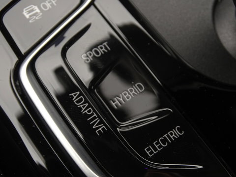 BMW 5 Serie 530e 292PK X-Drive M-Sport / Softclose / Individual / 360° / M-S