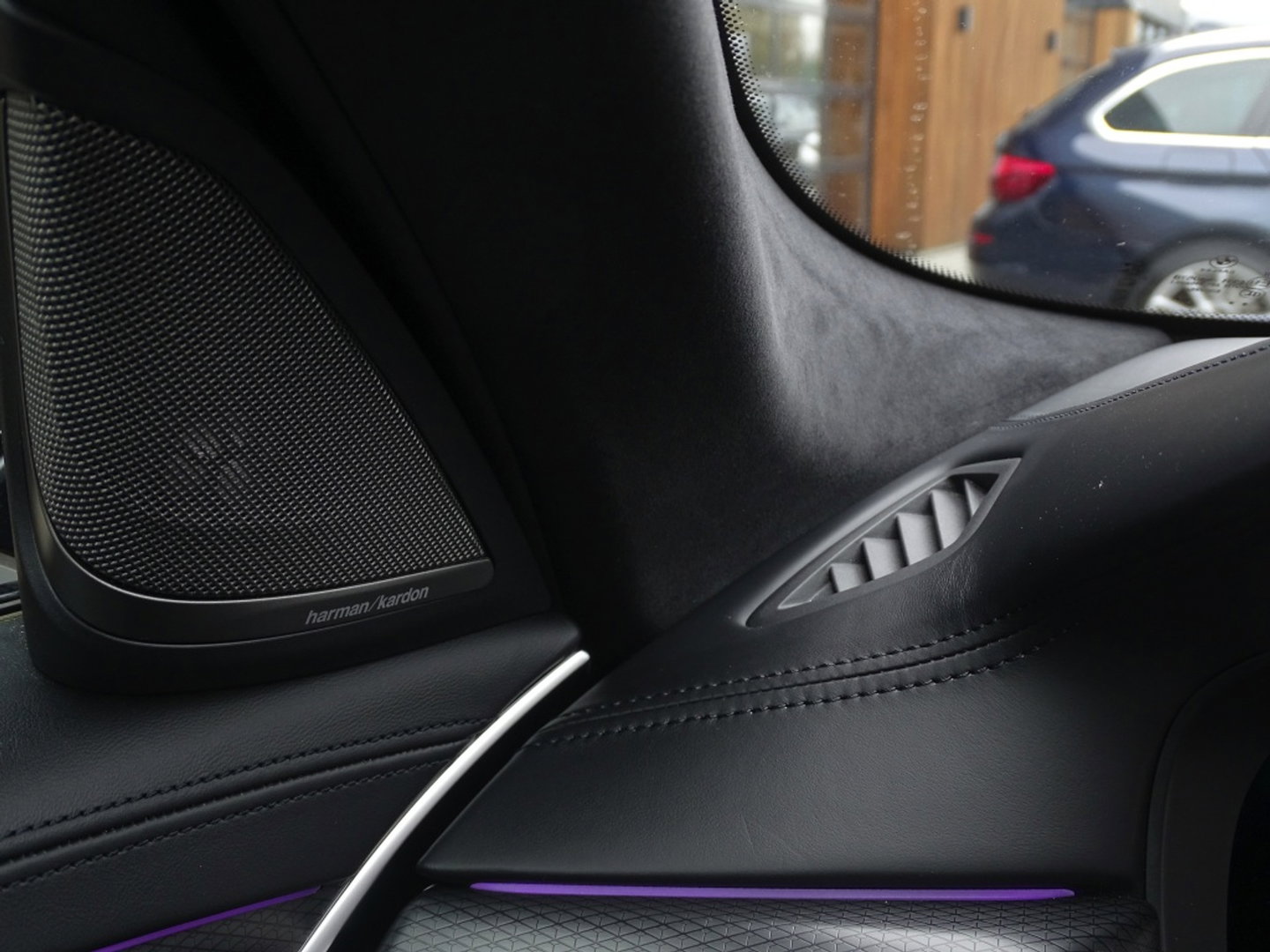 BMW 5 Serie 530e 292PK X-Drive M-Sport / Softclose / Individual / 360° / M-S