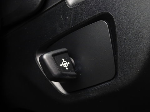 BMW 5 Serie 530e 292PK X-Drive M-Sport / Softclose / Individual / 360° / M-S