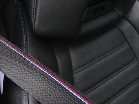 BMW 5 Serie 530e 292PK X-Drive M-Sport / Softclose / Individual / 360° / M-S