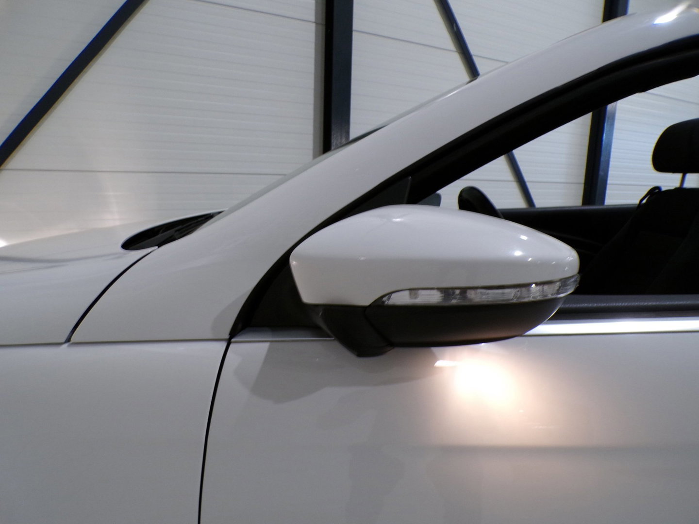 Volkswagen Eos 1.4 TSI Highline 122PK "Origineel NL!" Navigatie Bluetooth Garantie Parkeersensoren Panoramadak Multi-stuur