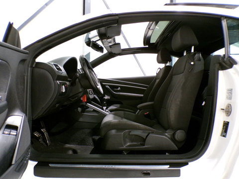 Volkswagen Eos 1.4 TSI Highline 122PK "Origineel NL!" Navigatie Bluetooth Garantie Parkeersensoren Panoramadak Multi-stuur