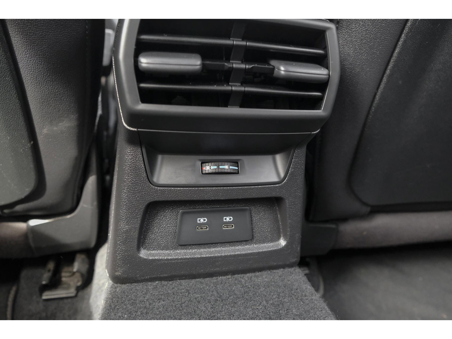 Audi A3 Sportback 35 TFSI 150pk S-Line Edition one Panoramadak B&O Sfeerverlichting Matrix led