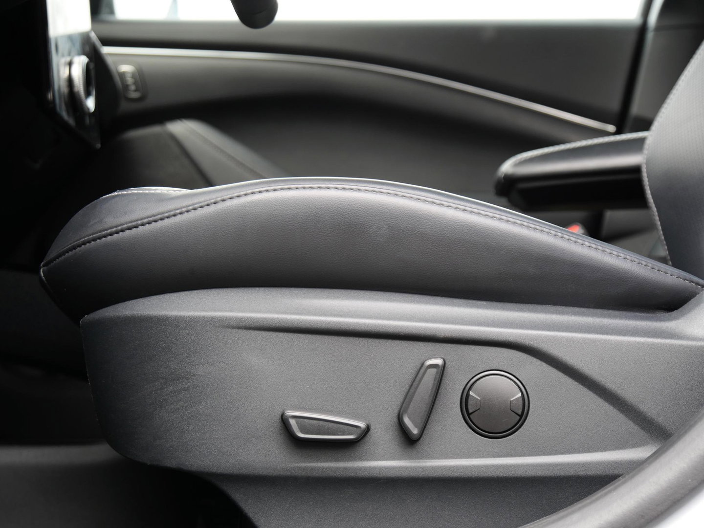 Ford Mustang Mach-E EXTENDED RWD 98kWh/ TECHNOLOGY PACK PLUS/ SOH 93%