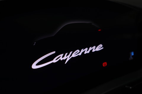 Porsche Cayenne Coupé 3.0 E-Hybrid Sport Chrono Keless Go Memory 24 Maanden garantie* (Vraag naar de voorwaarden)
