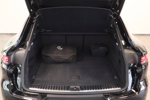 Porsche Cayenne Coupé 3.0 E-Hybrid Sport Chrono Keless Go Memory 24 Maanden garantie* (Vraag naar de voorwaarden)