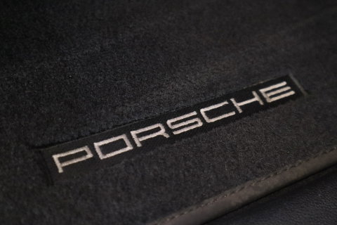Porsche Cayenne Coupé 3.0 E-Hybrid Sport Chrono Keless Go Memory 24 Maanden garantie* (Vraag naar de voorwaarden)