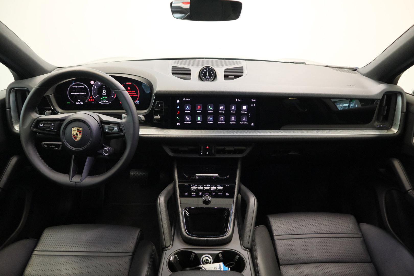 Porsche Cayenne Coupé 3.0 E-Hybrid Sport Chrono Keless Go Memory 24 Maanden garantie* (Vraag naar de voorwaarden)