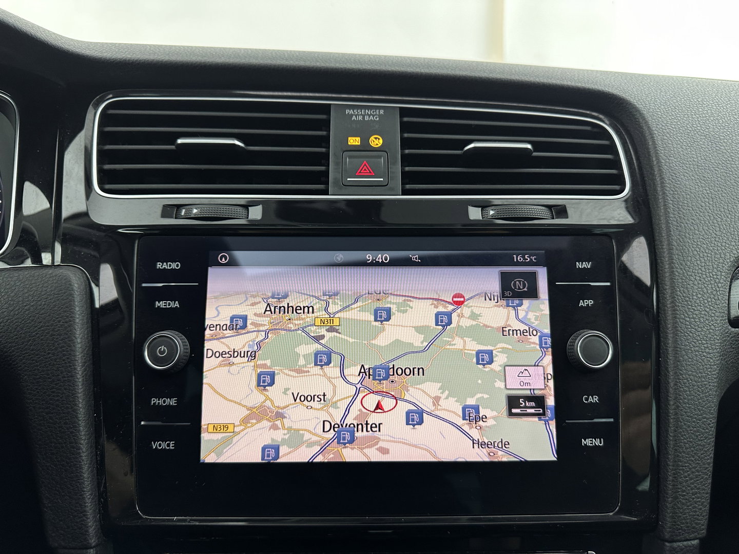 Volkswagen Golf 1.6 TDI Highline Business R-Line Aut. *PANO | ADAPTIVE-CRUISE | DIGI-COCKPIT | HEATED-SPORTSEATS | PRIVACY-GLASS | NAVI-FULLMAP | ECC | PDC | 18''ALU*