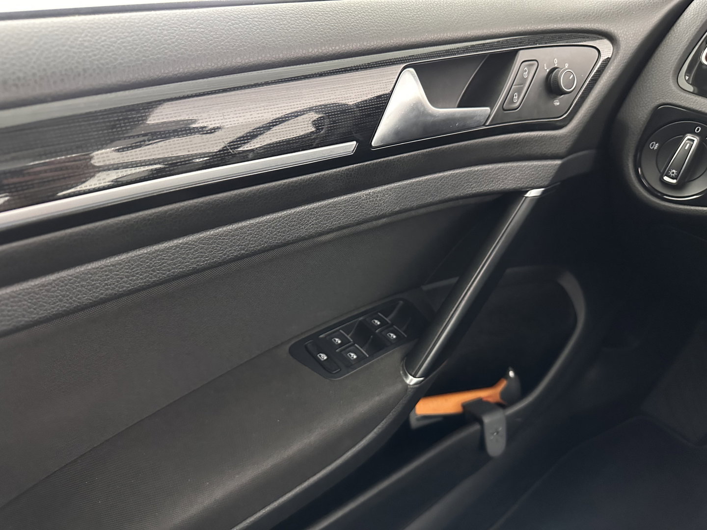 Volkswagen Golf 1.6 TDI Highline Business R-Line Aut. *PANO | ADAPTIVE-CRUISE | DIGI-COCKPIT | HEATED-SPORTSEATS | PRIVACY-GLASS | NAVI-FULLMAP | ECC | PDC | 18''ALU*