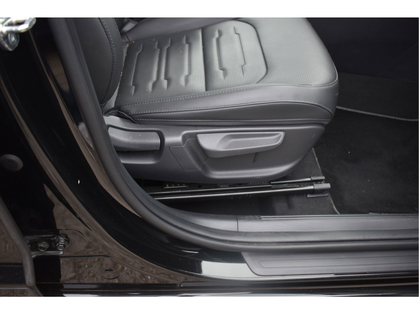 Kia Niro 1.6 GDi Hybrid DynamicPlusLine,ORGINEEL NEDERLANDSE AUTO | LEDER | SCHUIF/KANTELDAK| NATIONALE AUTOPAS | BOEKJES