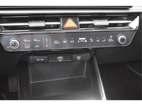 Kia Niro 1.6 GDi Hybrid DynamicPlusLine,ORGINEEL NEDERLANDSE AUTO | LEDER | SCHUIF/KANTELDAK| NATIONALE AUTOPAS | BOEKJES