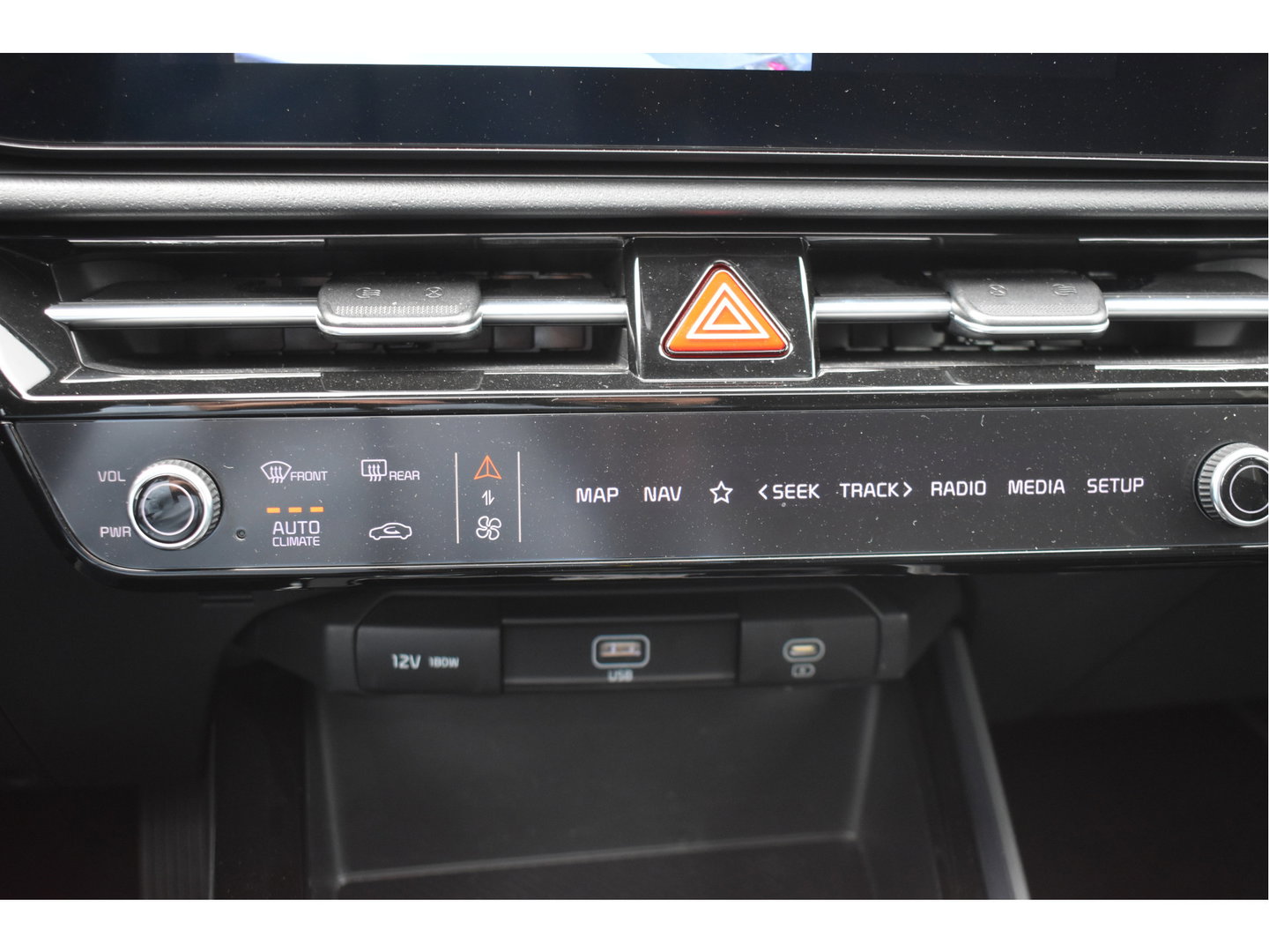 Kia Niro 1.6 GDi Hybrid DynamicPlusLine,ORGINEEL NEDERLANDSE AUTO | LEDER | SCHUIF/KANTELDAK| NATIONALE AUTOPAS | BOEKJES