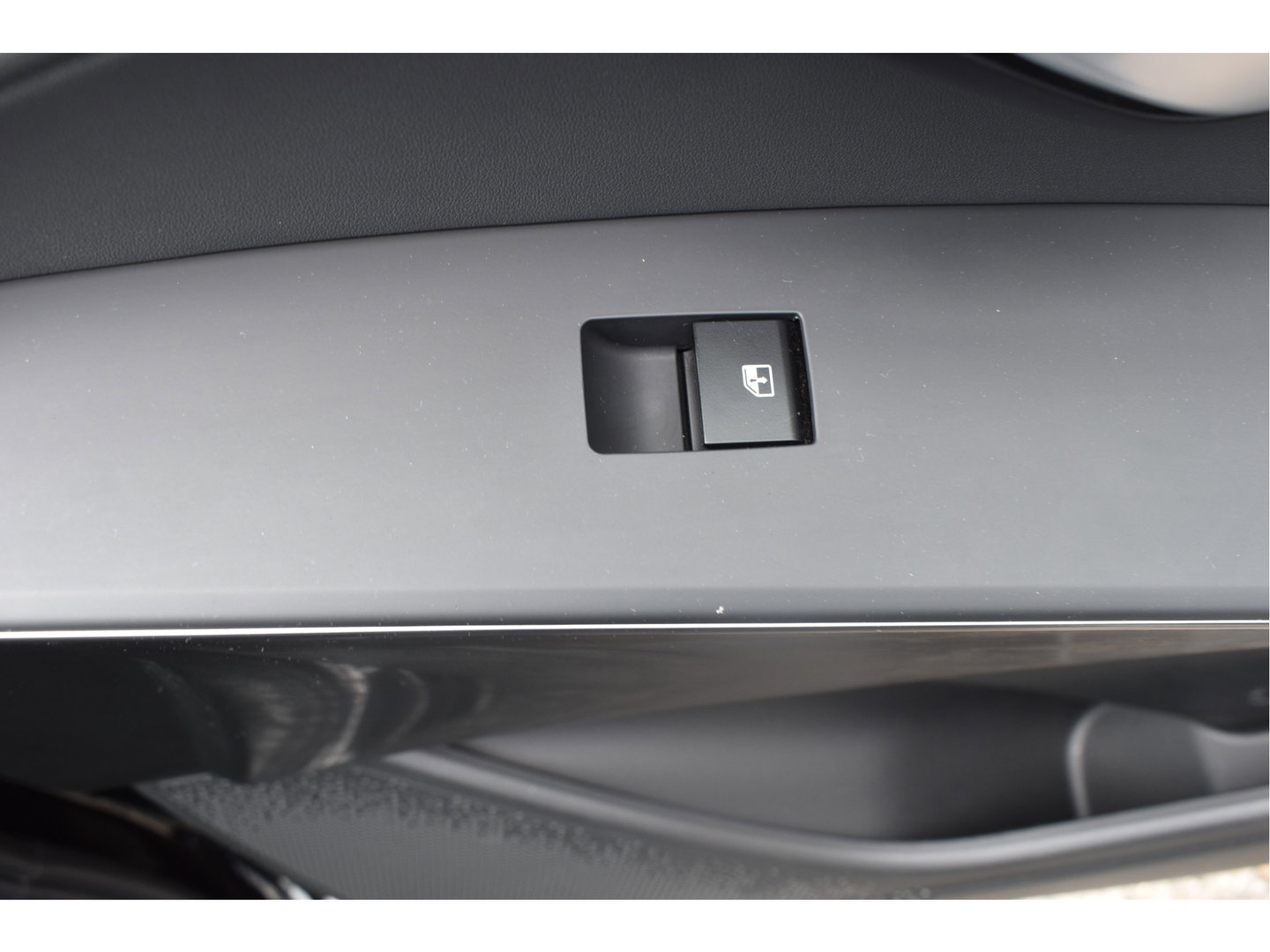 Kia Niro 1.6 GDi Hybrid DynamicPlusLine,ORGINEEL NEDERLANDSE AUTO | LEDER | SCHUIF/KANTELDAK| NATIONALE AUTOPAS | BOEKJES