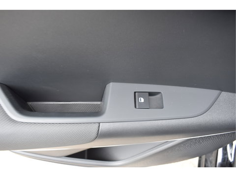 Kia Niro 1.6 GDi Hybrid DynamicPlusLine,ORGINEEL NEDERLANDSE AUTO | LEDER | SCHUIF/KANTELDAK| NATIONALE AUTOPAS | BOEKJES