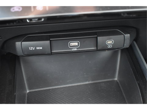 Kia Niro 1.6 GDi Hybrid DynamicPlusLine,ORGINEEL NEDERLANDSE AUTO | LEDER | SCHUIF/KANTELDAK| NATIONALE AUTOPAS | BOEKJES