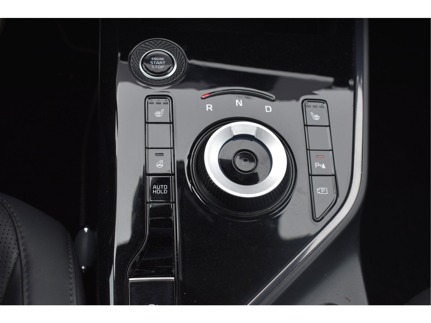 Kia Niro 1.6 GDi Hybrid DynamicPlusLine,ORGINEEL NEDERLANDSE AUTO | LEDER | SCHUIF/KANTELDAK| NATIONALE AUTOPAS | BOEKJES