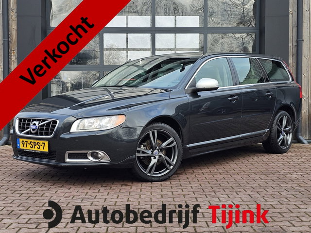 Volvo V70 - 1.6 T4 Limited Edition | Xenon | Navi | Stoelverwarming | Trekhaak | Leder | All-seasons | PDC |