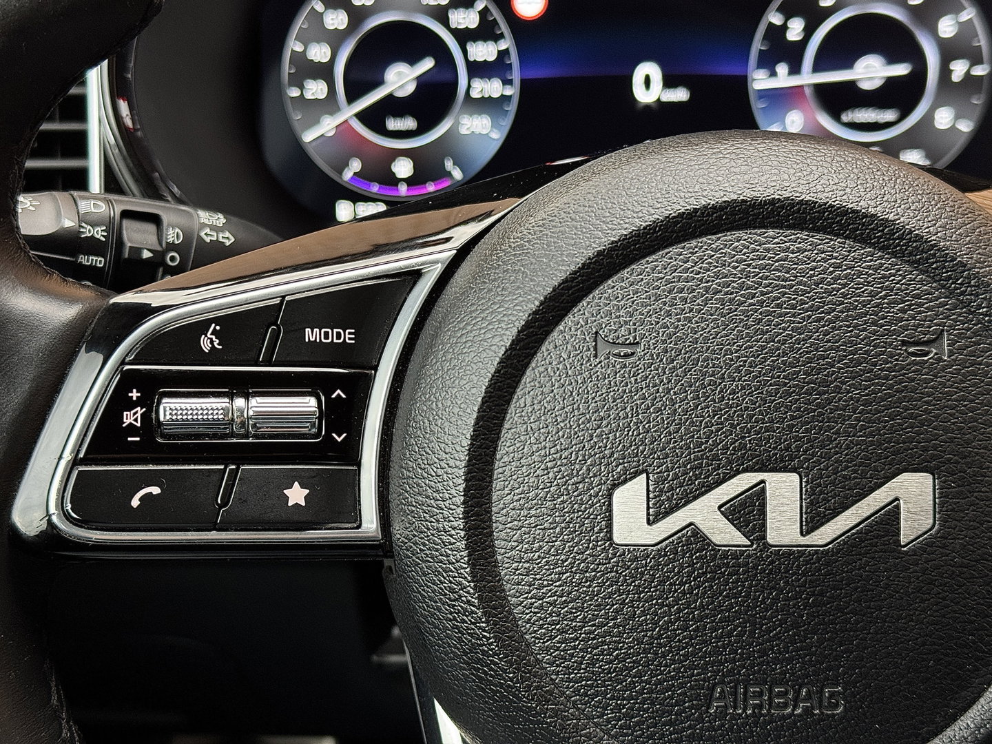 Kia Ceed Sportswagon 1.0 T-GDi ExecutiveLine | Panoramadak | Memorystoel | JBL | Stoel en Stuurverwarming | Keyless | Achteruitrijcamera | Apple Carplay | Android Auto | Parkeersensoren