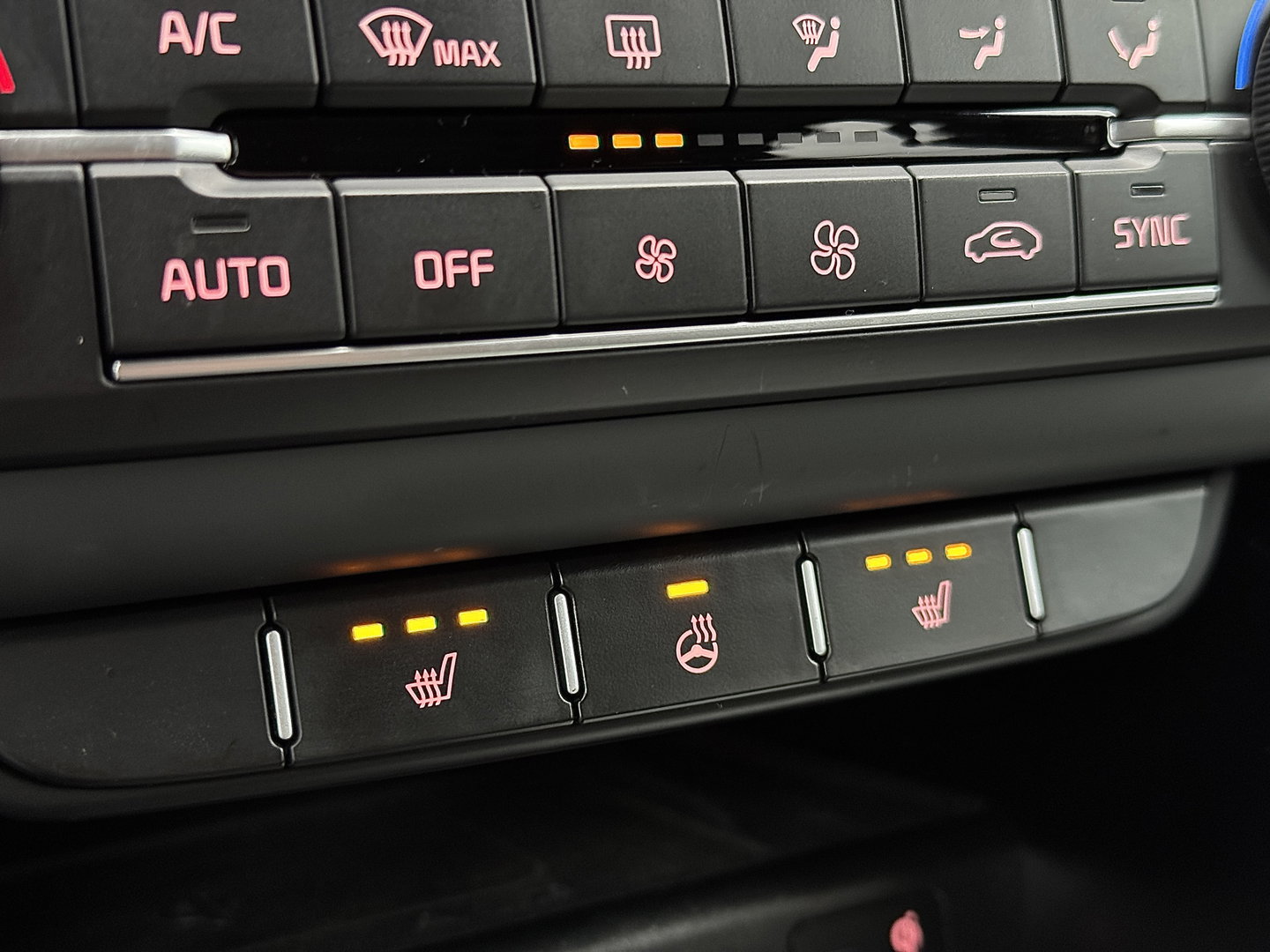 Kia Ceed Sportswagon 1.0 T-GDi ExecutiveLine | Panoramadak | Memorystoel | JBL | Stoel en Stuurverwarming | Keyless | Achteruitrijcamera | Apple Carplay | Android Auto | Parkeersensoren