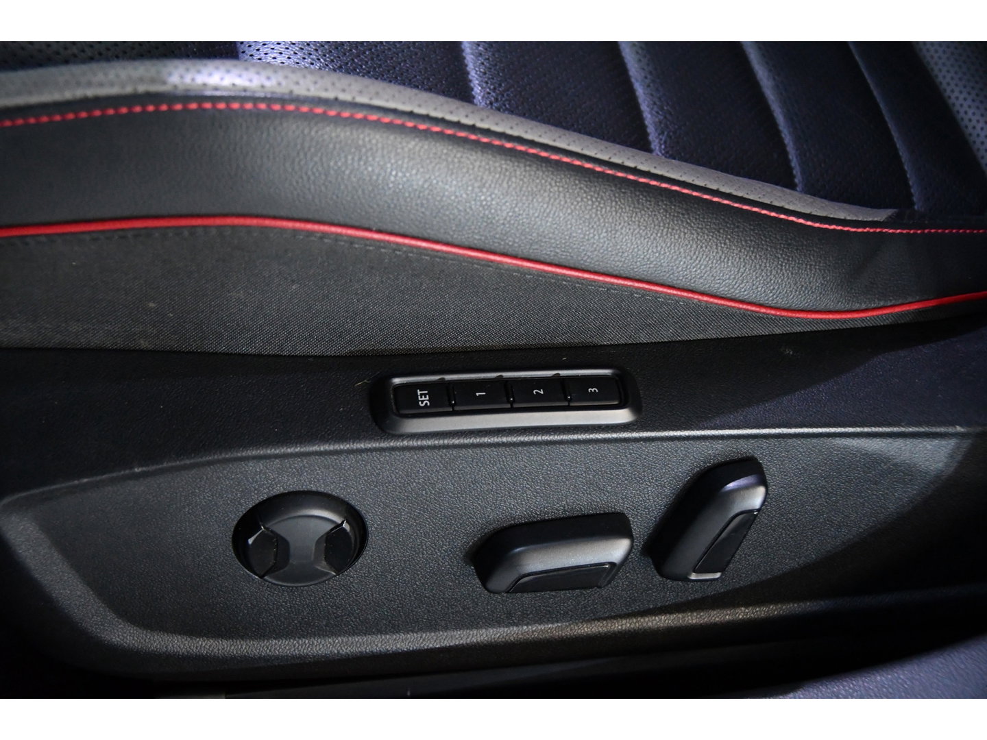 Volkswagen Golf 2.0 TSI GTI Pano*keyless*leer*stoelverk