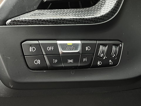 BMW 2 Serie Gran Coupé 218i Business Edition Plus | BTW | Apple Carplay | DAB+ | Leder | Navigatie | Parkeersensoren | Stoelverwarming |