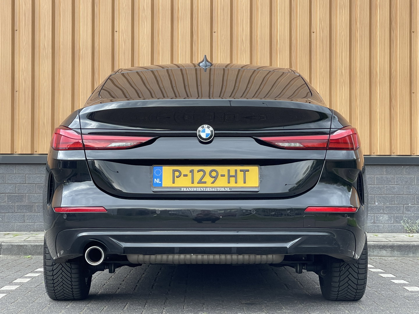 BMW 2 Serie Gran Coupé 218i Business Edition Plus | BTW | Apple Carplay | DAB+ | Leder | Navigatie | Parkeersensoren | Stoelverwarming |