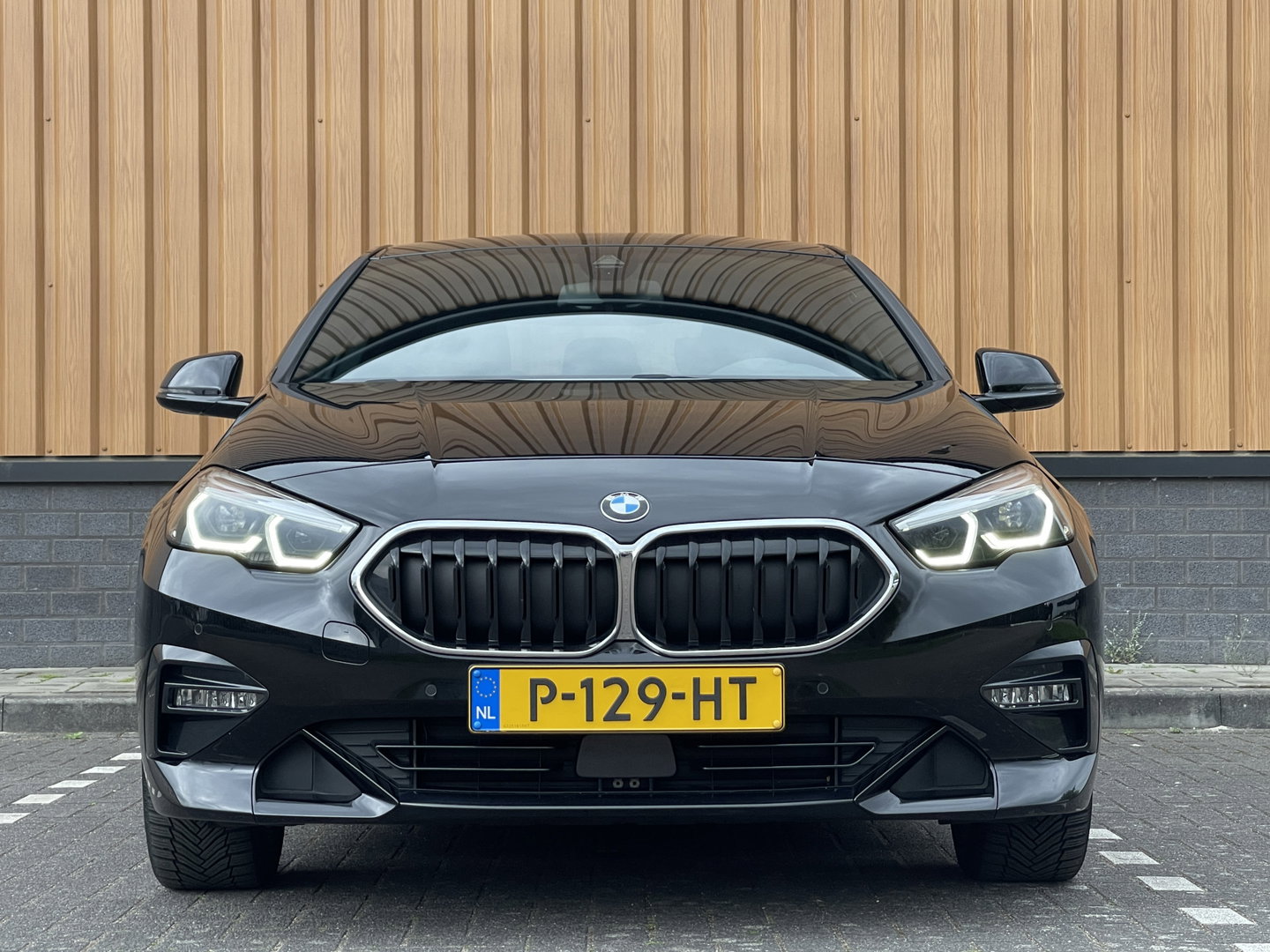 BMW 2 Serie Gran Coupé 218i Business Edition Plus | BTW | Apple Carplay | DAB+ | Leder | Navigatie | Parkeersensoren | Stoelverwarming |