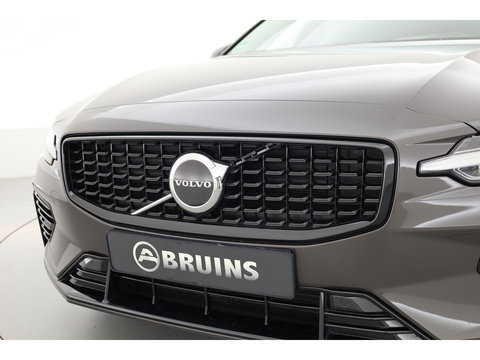 Volvo V60 T6 Recharge Plus Dark | Long Range | Pilot Assist | Trekhaak | Stoel + stuurver. | 19'' | H&K Audio |