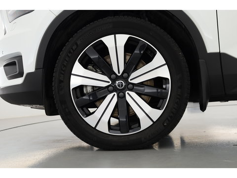 Volvo XC40 1.5 T5 Recharge Inscription | Pano-dak | 360 camera | Trekhaak | H&K audio | ACC+Blis | Stoel + stuurverwarming |