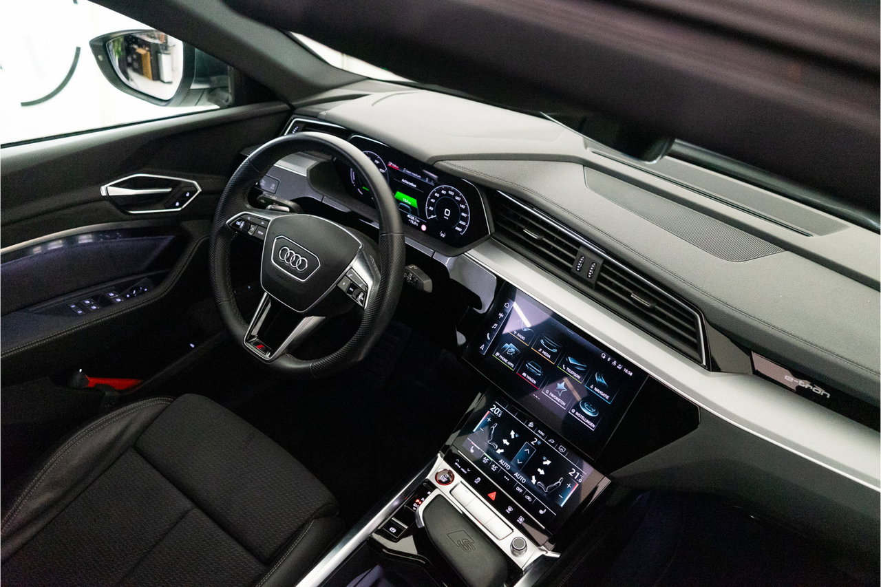 Audi e-tron