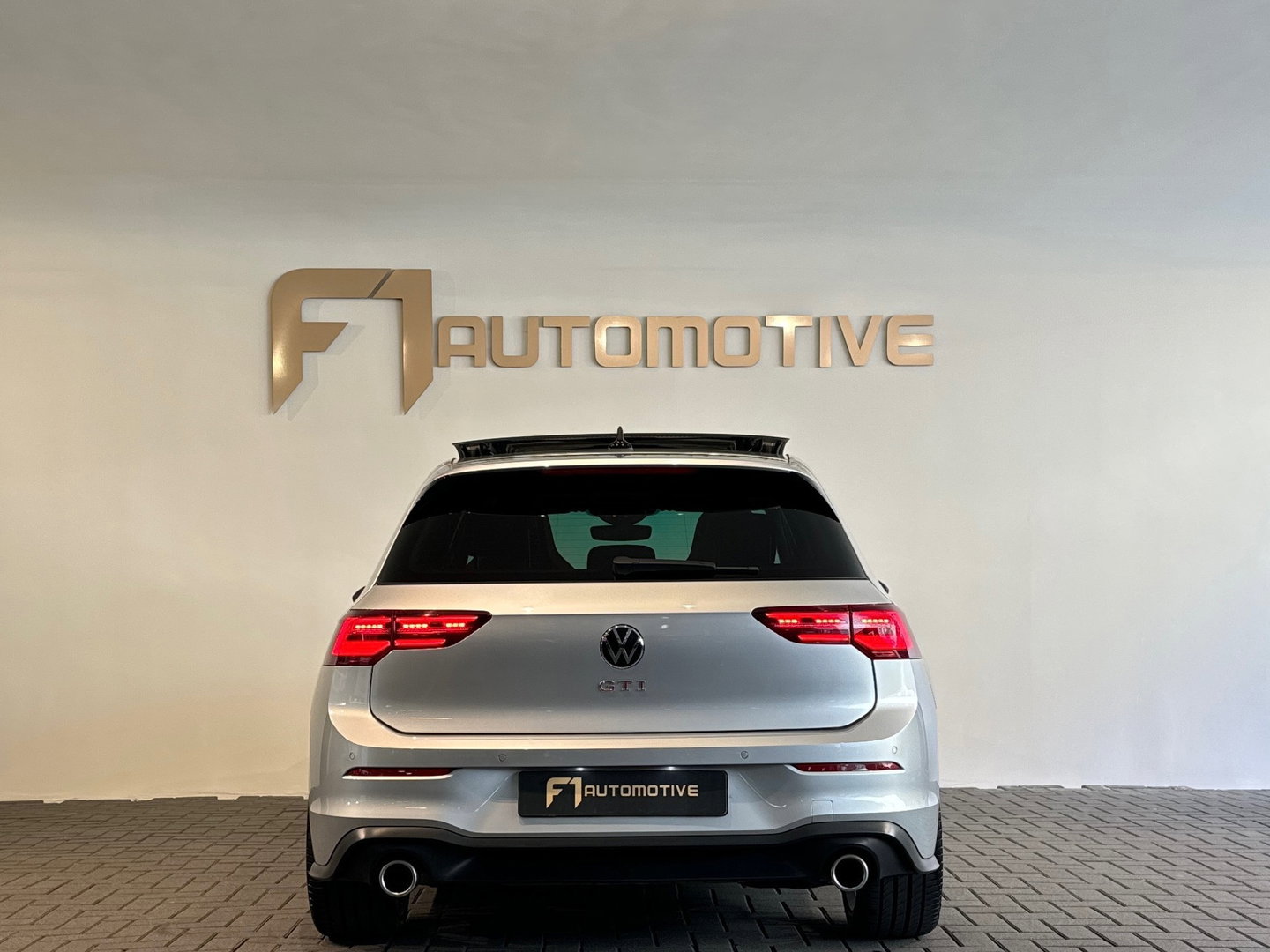 Volkswagen Golf 2.0 TSI GTI Pano|H/K|HuD|Sfeer|Mistlampen