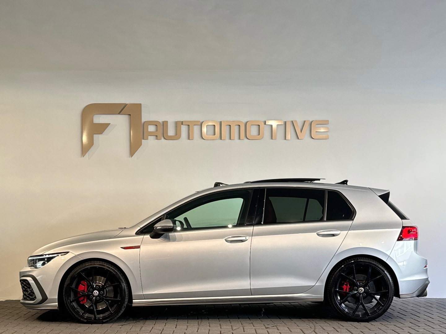 Volkswagen Golf 2.0 TSI GTI Pano|H/K|HuD|Sfeer|Mistlampen