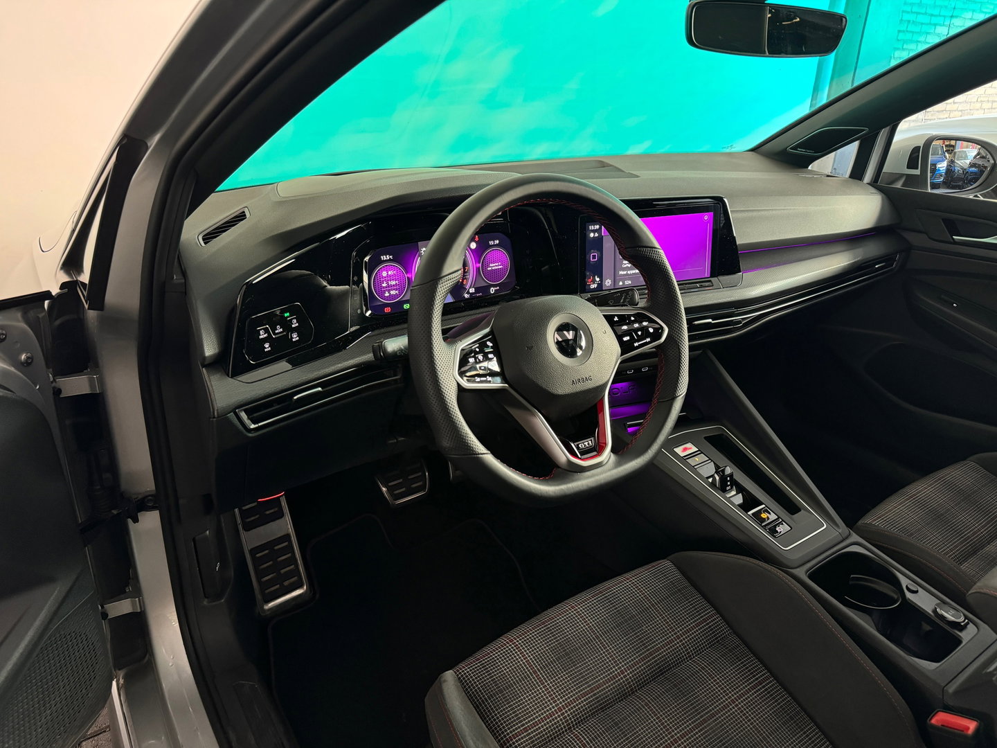 Volkswagen Golf 2.0 TSI GTI Pano|H/K|HuD|Sfeer|Mistlampen