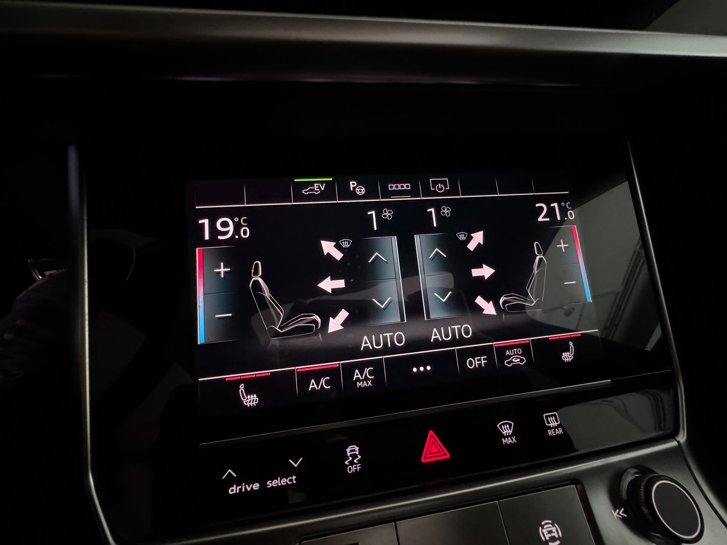 Audi A6 Avant 55 TFSI e quattro Competition Pano|Memory|Leer