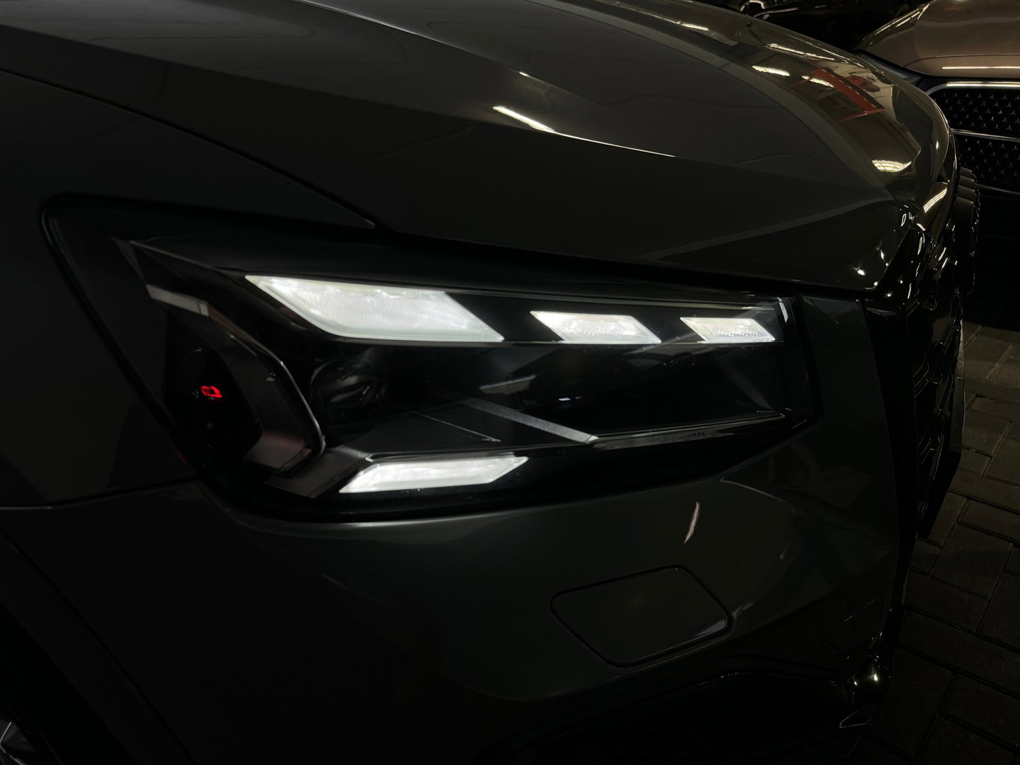 Audi SQ2 2.0 TFSI quattro Pano|Sonos|Keyless|Sfeer|Leer