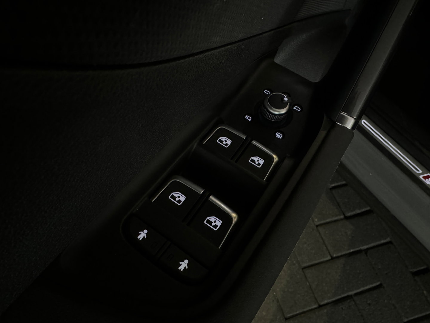 Audi SQ2 2.0 TFSI quattro Pano|Sonos|Keyless|Sfeer|Leer