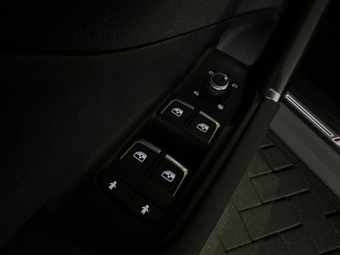 Audi SQ2 2.0 TFSI quattro Pano|Sonos|Keyless|Sfeer|Leer