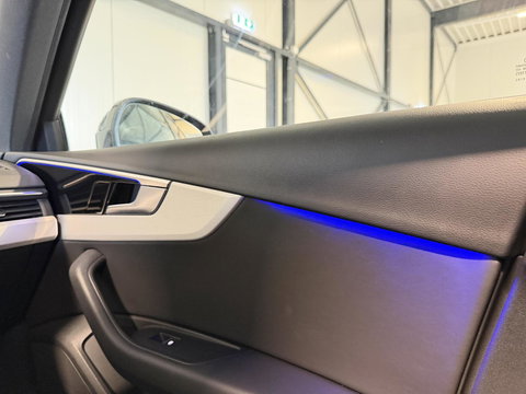 Audi A4 Avant 35 TFSI S S-line Pano Virtual Trekhaak Carplay