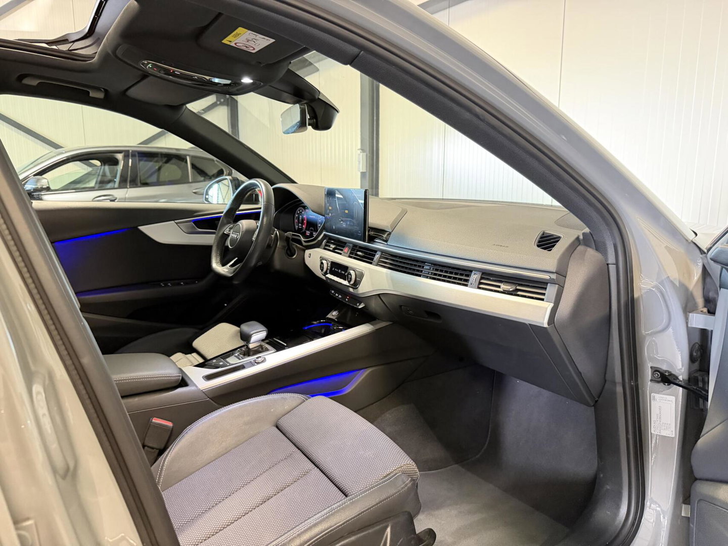 Audi A4 Avant 35 TFSI S S-line Pano Virtual Trekhaak Carplay