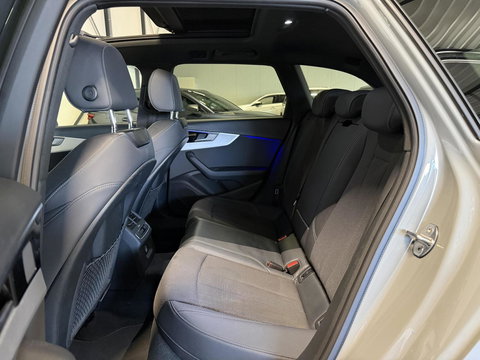 Audi A4 Avant 35 TFSI S S-line Pano Virtual Trekhaak Carplay