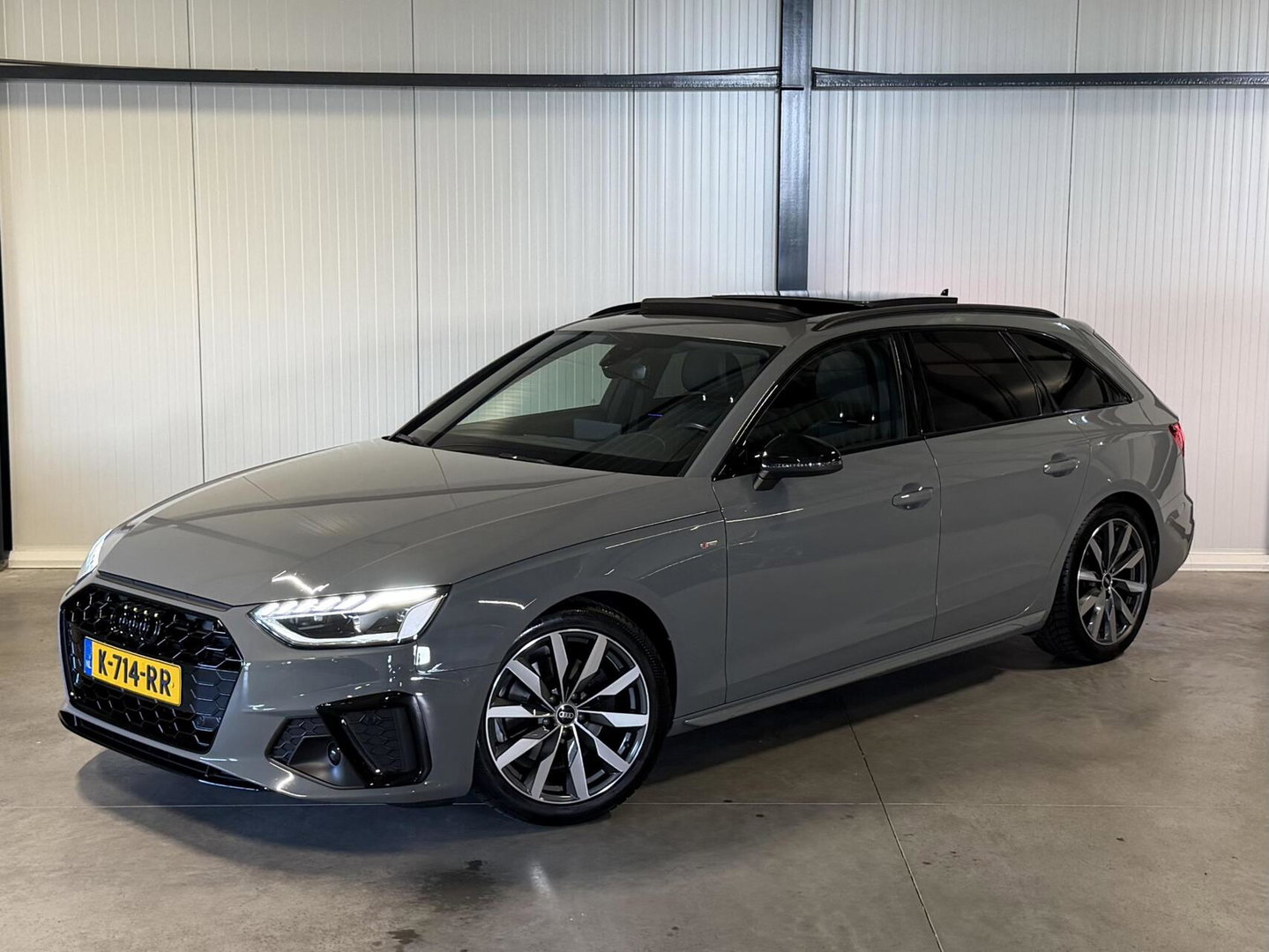 Audi A4 Avant 35 TFSI S S-line Pano Virtual Trekhaak Carplay