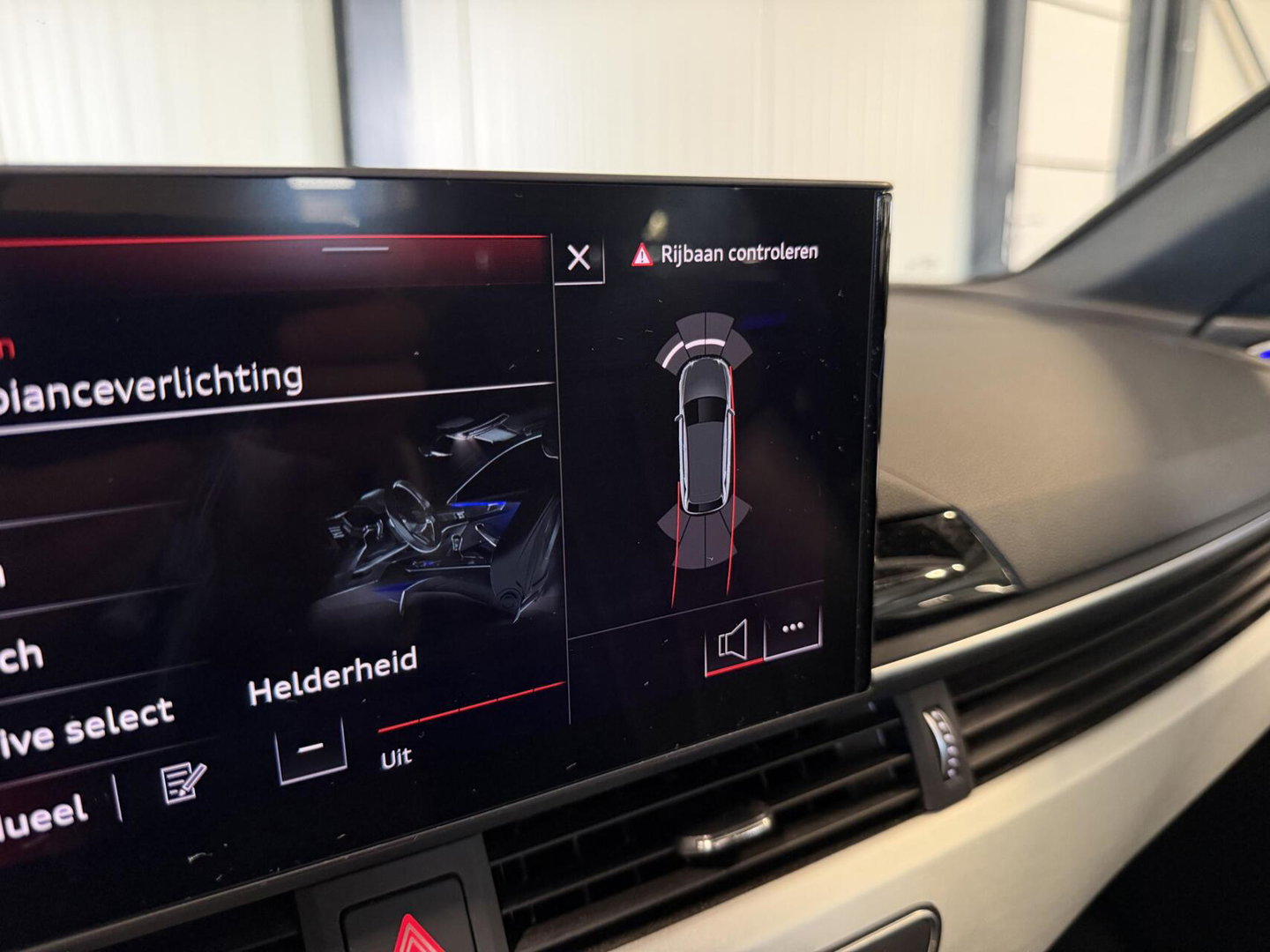 Audi A4 Avant 35 TFSI S S-line Pano Virtual Trekhaak Carplay