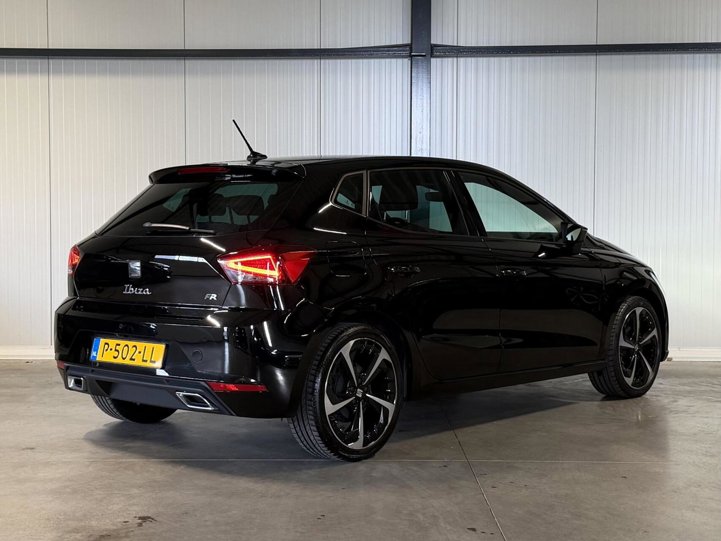 SEAT Ibiza 1.0 TSI FR Business Intense Virtual Camera Sfeer