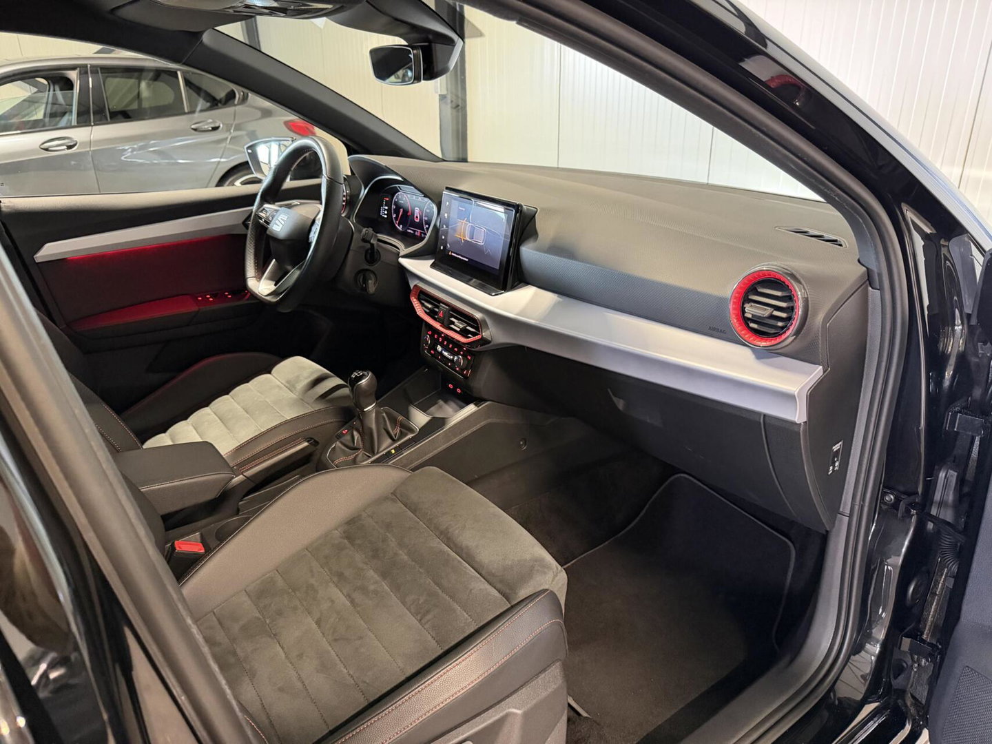 SEAT Ibiza 1.0 TSI FR Business Intense Virtual Camera Sfeer