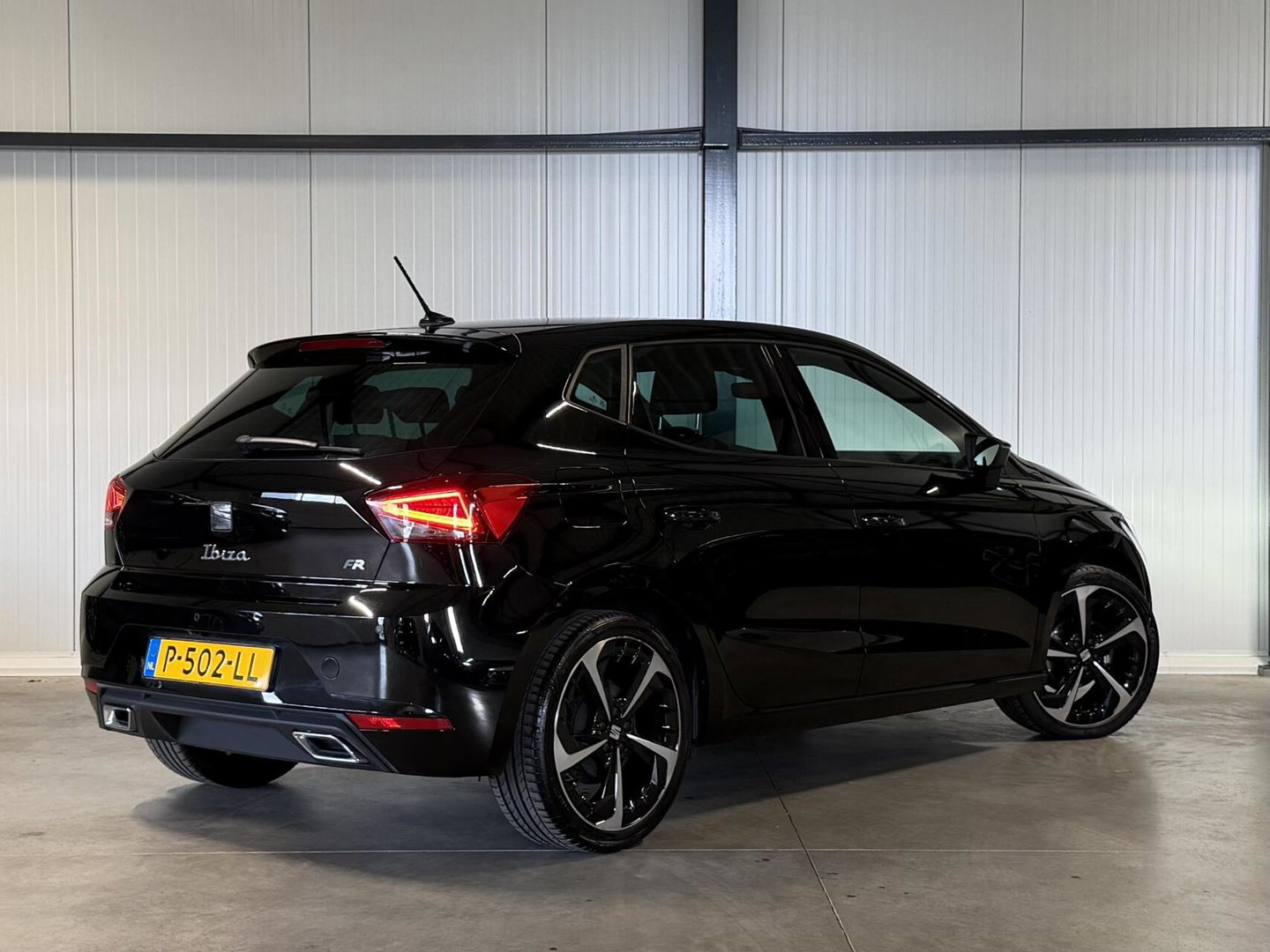 SEAT Ibiza 1.0 TSI FR Business Intense Virtual Camera Sfeer