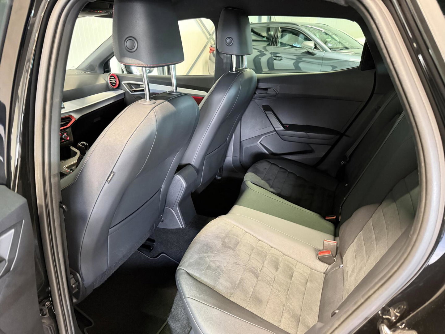 SEAT Ibiza 1.0 TSI FR Business Intense Virtual Camera Sfeer