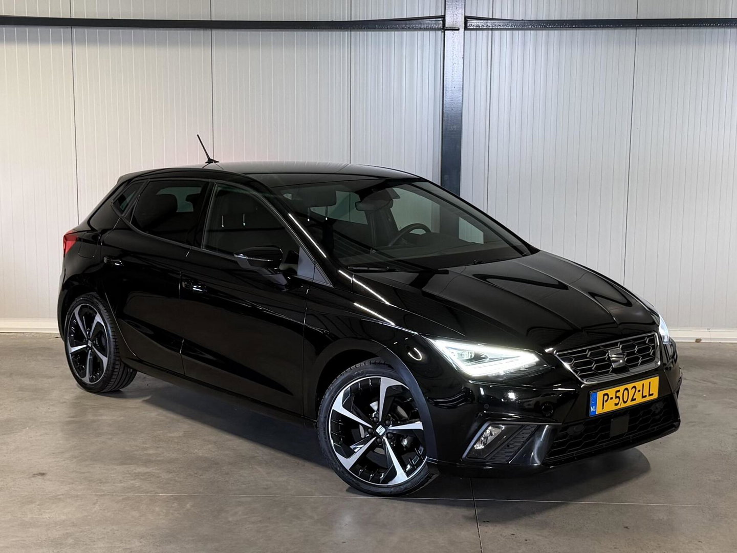 SEAT Ibiza 1.0 TSI FR Business Intense Virtual Camera Sfeer