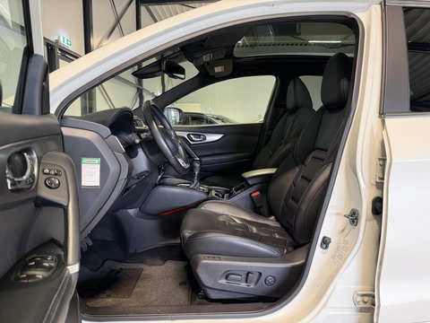 Nissan QASHQAI 1.3 DIG-T Tekna + Bose Leer Carplay Camera