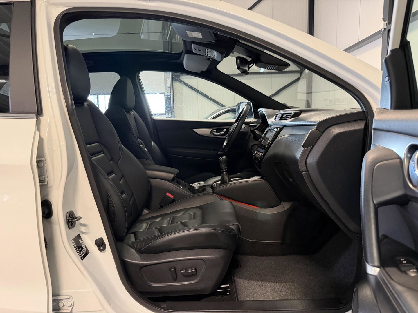 Nissan QASHQAI 1.3 DIG-T Tekna + Bose Leer Carplay Camera